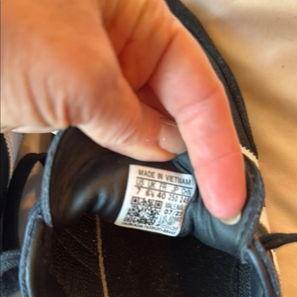 NIB Adidas Samba OH Black & White Sneakers - Picture 7 of 8
